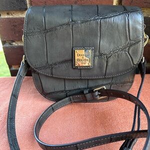 Dooney Denison small crossbody in croc-embossed grey leather, VGUC